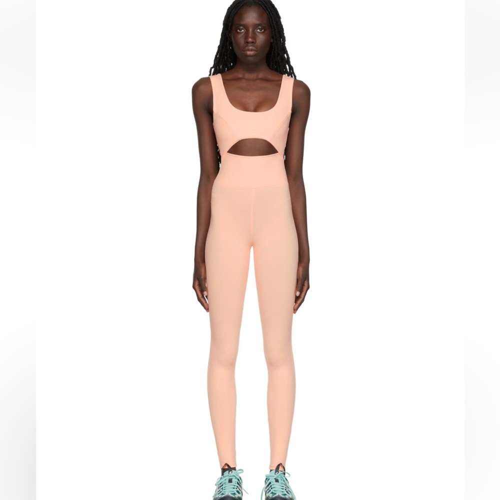 Live the process pink moon cutout bodysuit. M .NWT